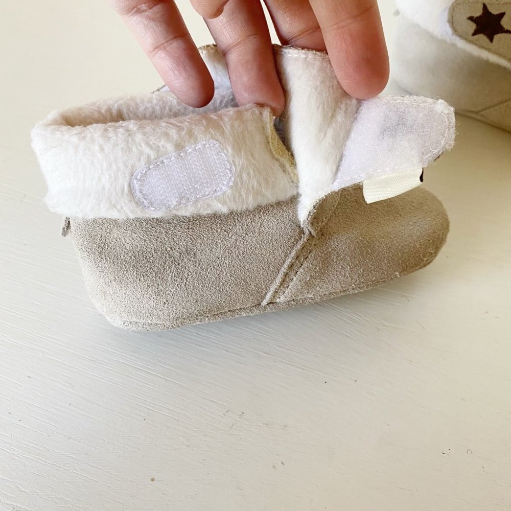 L'Amour Tan Booties Suede Leather Fleece Lined Star Infant Toddler 4 - Picture 7 of 9